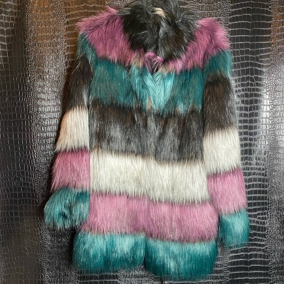 NWT ASOS Color-Block Fur Coat - Picture 5 of 6